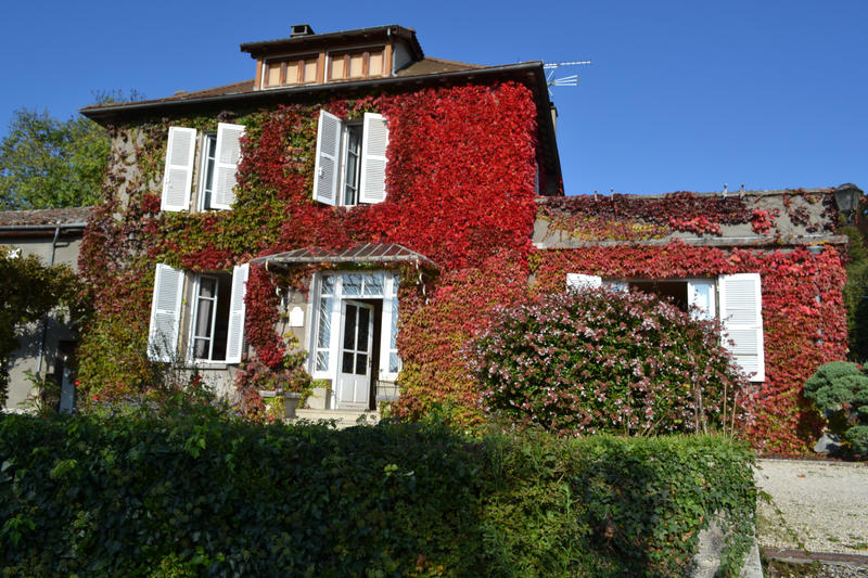 Maison - 267 m² - 10 pièces