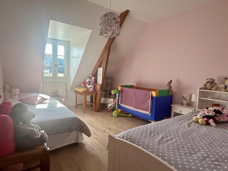 Maison - 166 m² - 6 pièces