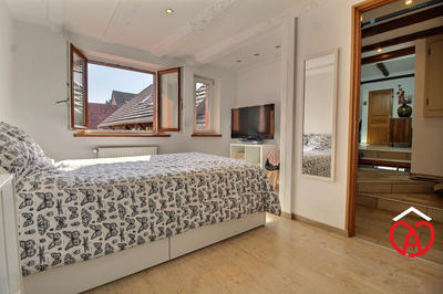 Maison - 181 m² - 8 pièces