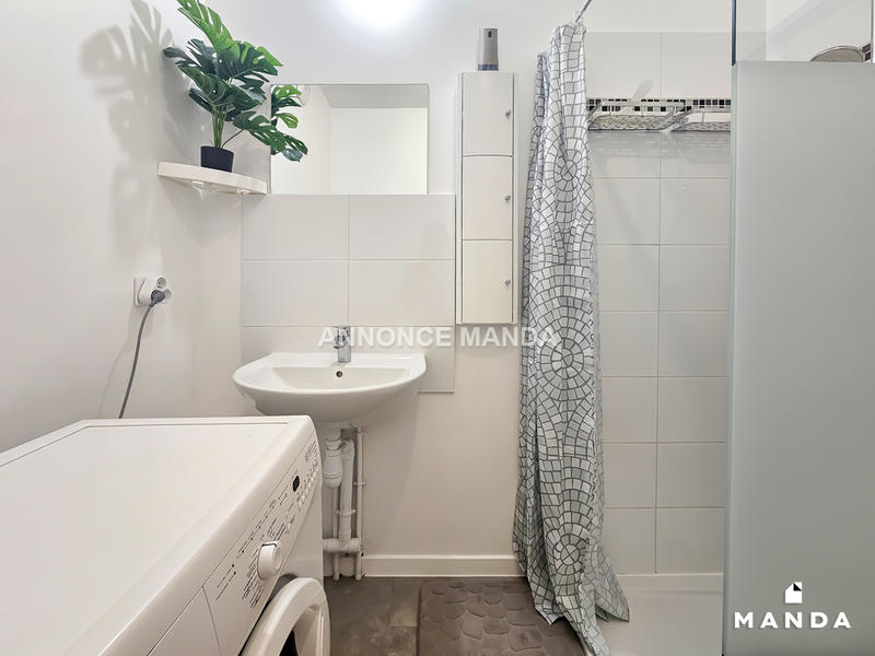 Chambre - 9 m² - 3 pièces