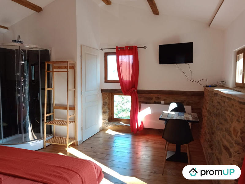 Mas - 200 m² - 6 pièces