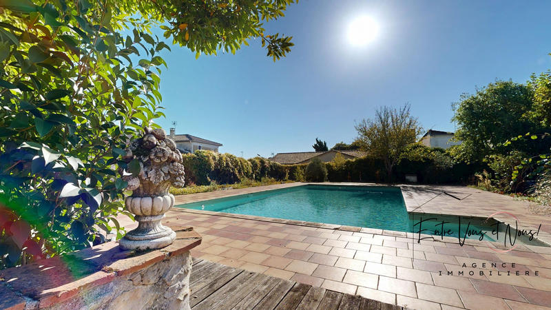 Manoir - 633 m² - 15 pièces