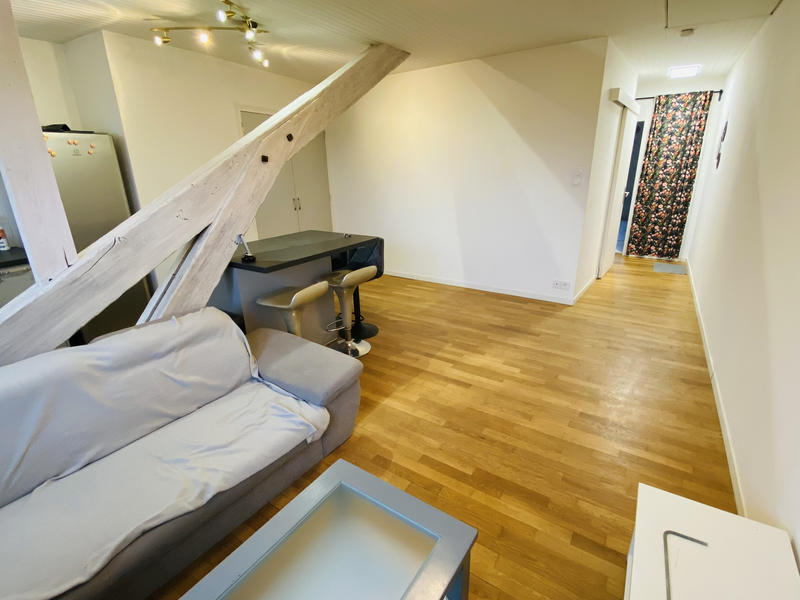 Appartement - 60 m² - 3 pièces