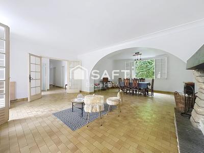 Maison - 121 m² - 5 pièces