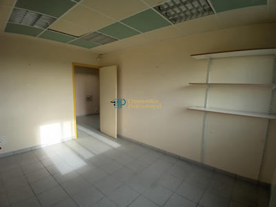 Bureau - 216 m² - 11 pièces