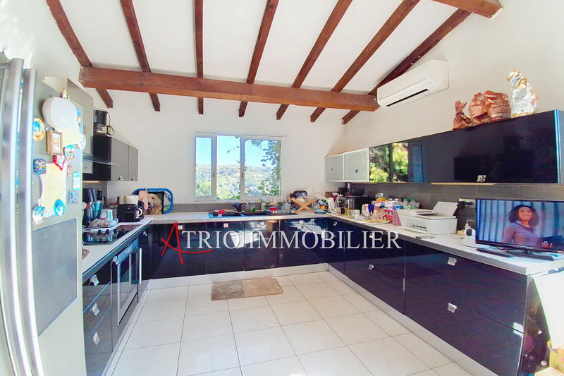 Maison - 154 m² - 7 pièces