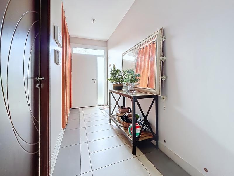 Maison - 228 m² - 6 pièces