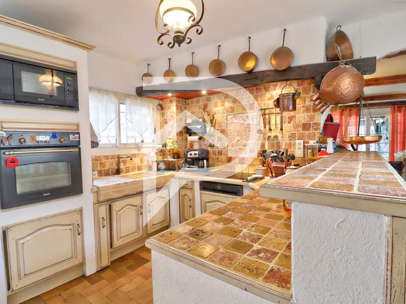 Villa - 144 m² - 5 pièces