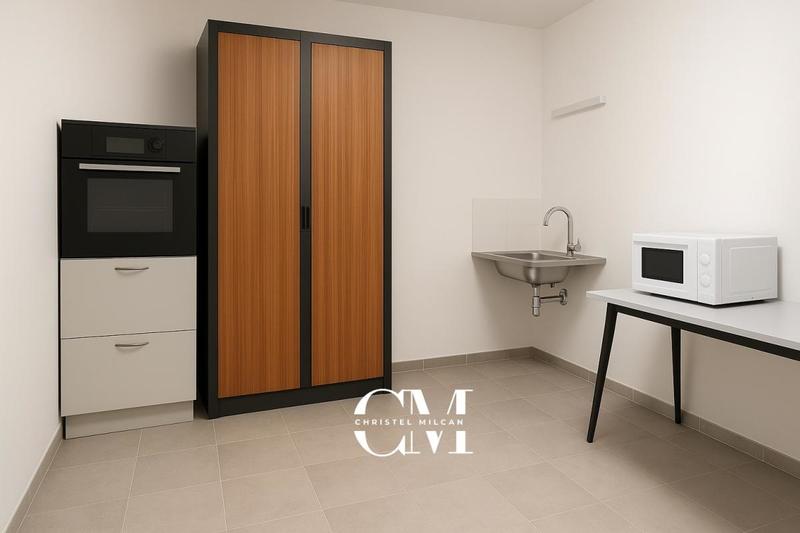 Maison - 220 m² - 7 pièces