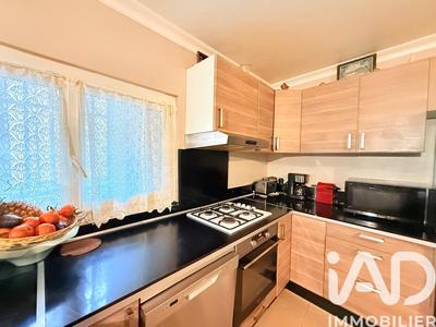 Maison de ville - 111 m² - 5 pièces