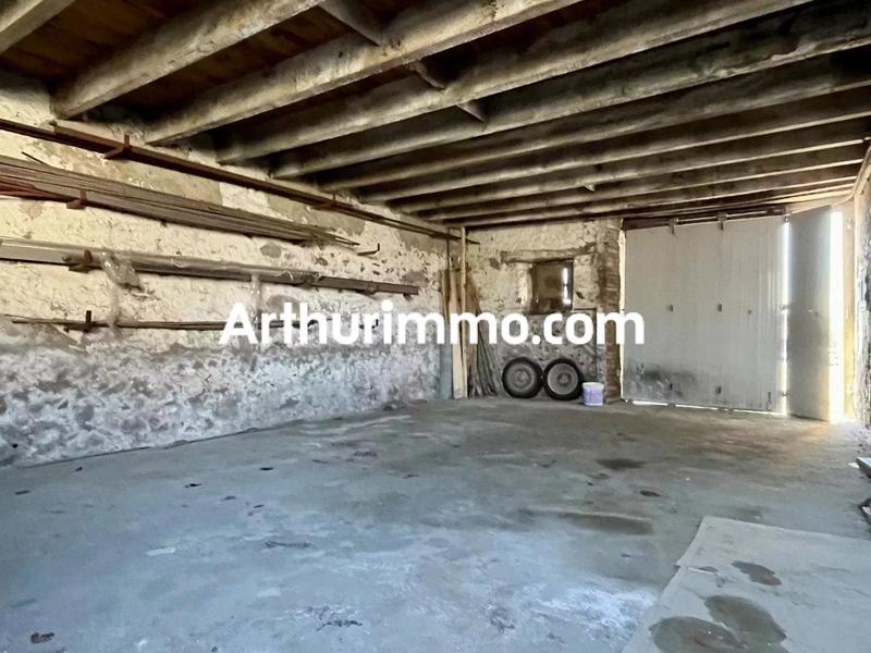 Parking / Garage - 80 m²