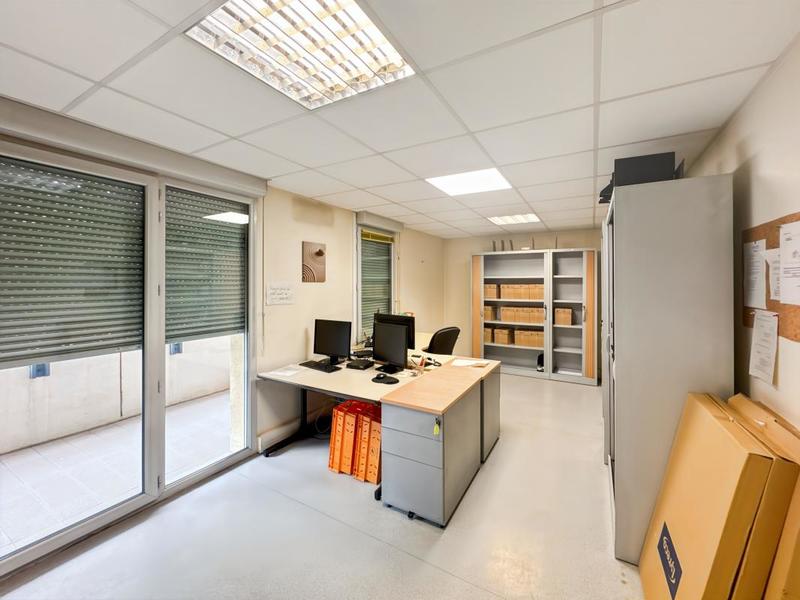 Bureau - 425 m²