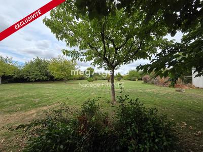 Terrain constructible - 3 335 m²