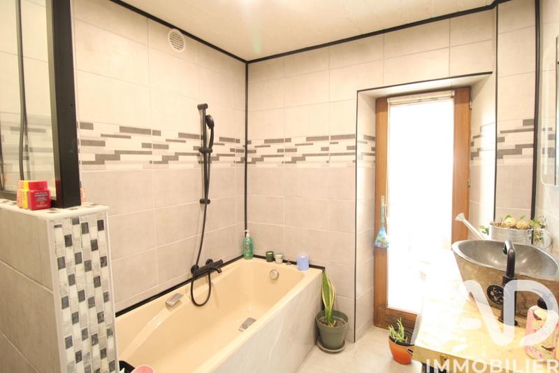 Maison de village - 148 m² - 5 pièces