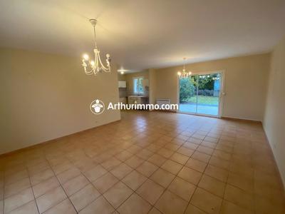 Maison - 92 m² - 4 pièces