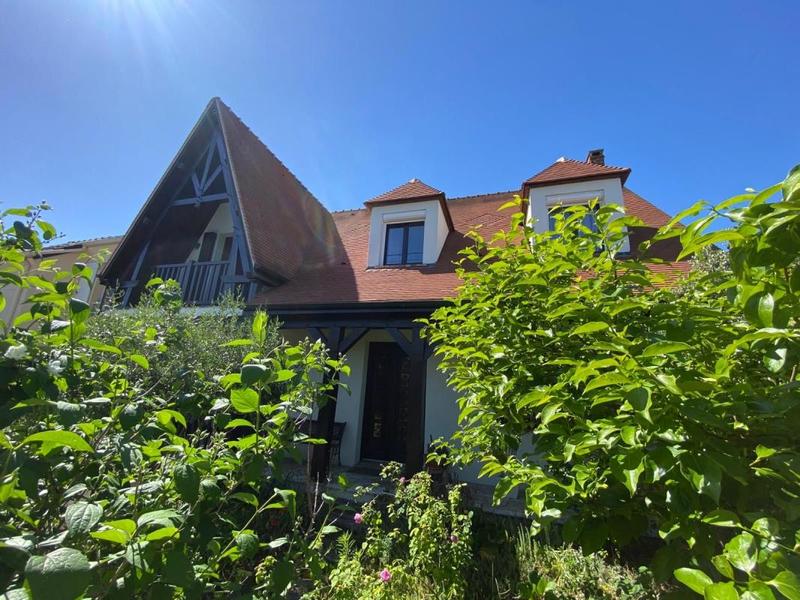 Maison - 168 m² - 5 pièces