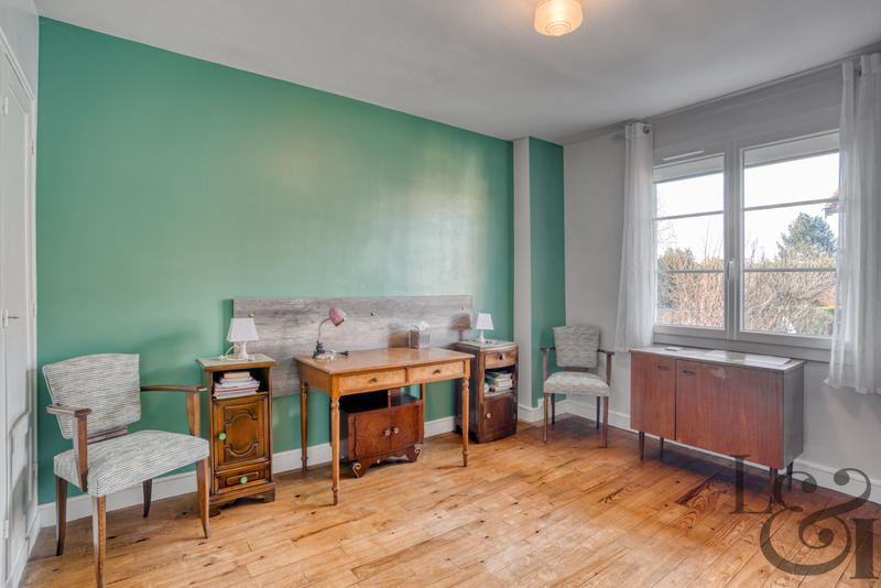 Maison - 102 m² - 6 pièces