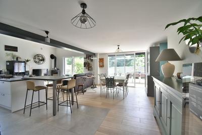 Maison - 155 m² - 5 pièces