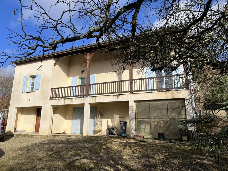 Maison - 193 m² - 6 pièces