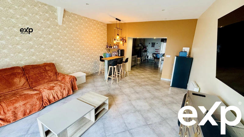 Maison traditionnelle - 185 m² - 6 pièces