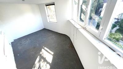 Maison - 150 m² - 9 pièces