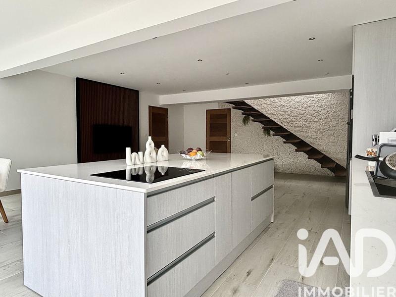 Maison de maîtres - 140 m² - 5 pièces