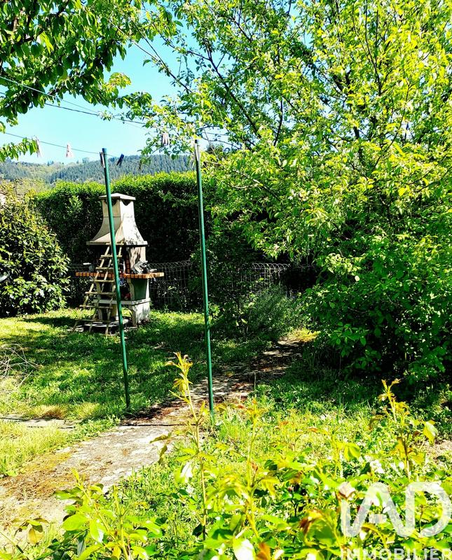 Maison - 79 m² - 6 pièces