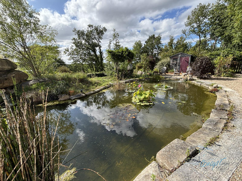 Maison ancienne - 370 m² - 12 pièces