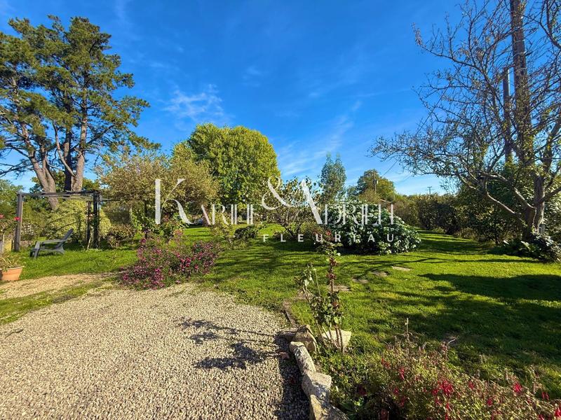 Maison - 177 m² - 7 pièces