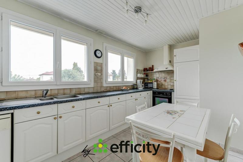 Pavillon - 85 m² - 4 pièces