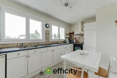 Pavillon - 85 m² - 4 pièces