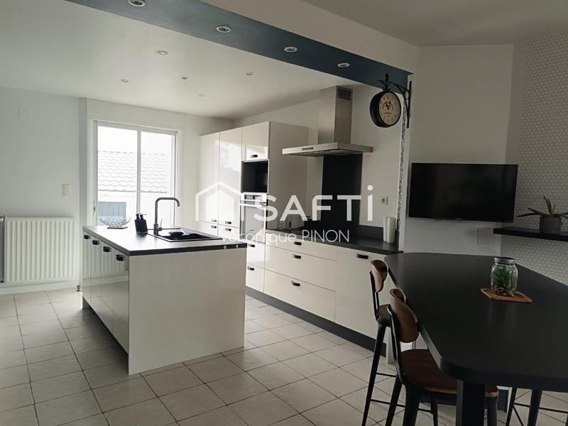 Maison - 173 m² - 7 pièces