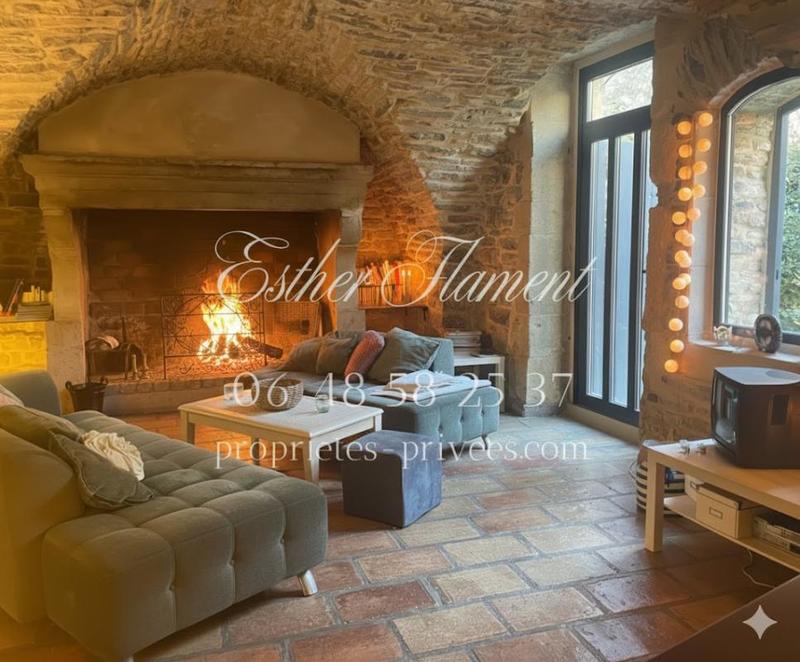 Maison - 213 m² - 6 pièces