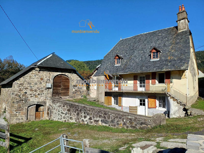 Maison traditionnelle - 106 m² - 6 pièces