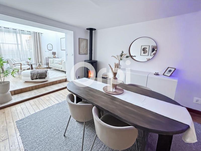 Maison - 90 m² - 3 pièces