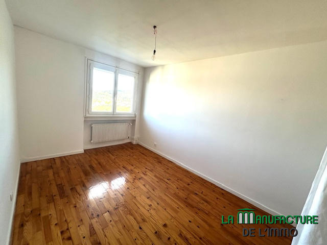 Appartement - 75 m² - 4 pièces