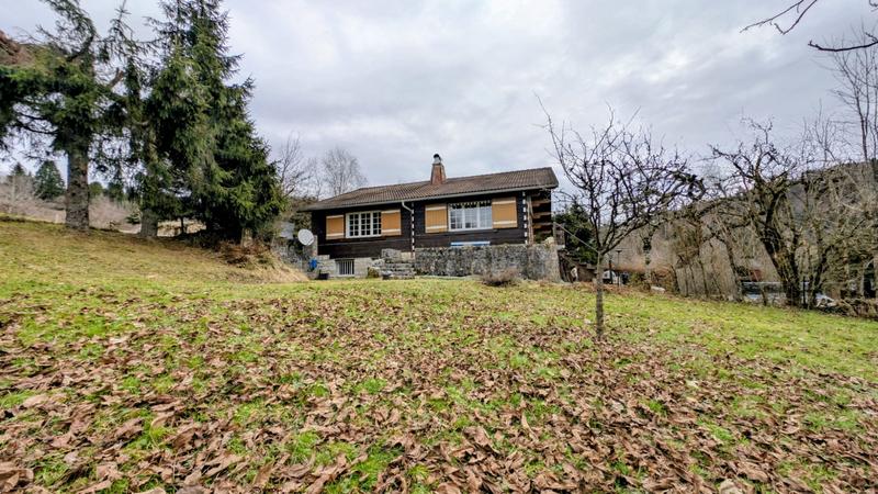 Châlet - 220 m² - 8 pièces