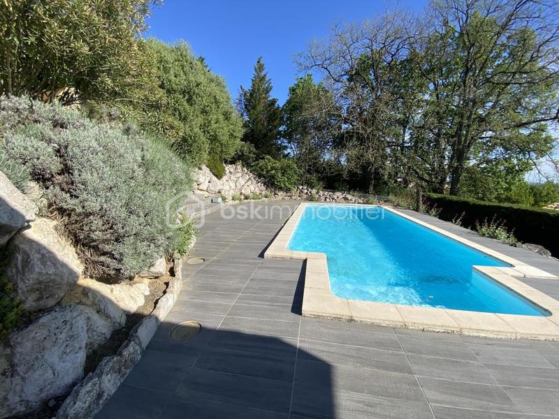 Maison - 175 m² - 7 pièces