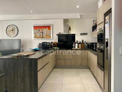 Duplex - 147 m² - 4 pièces