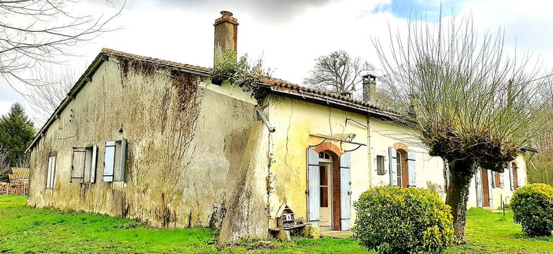 Maison - 243 m² - 11 pièces