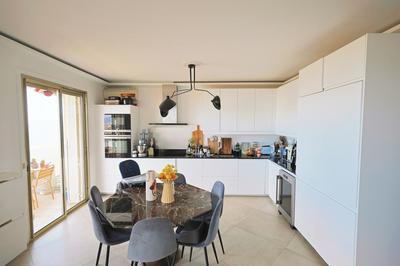 Appartement - 79 m² - 3 pièces