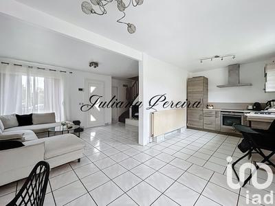 Maison - 97 m² - 5 pièces