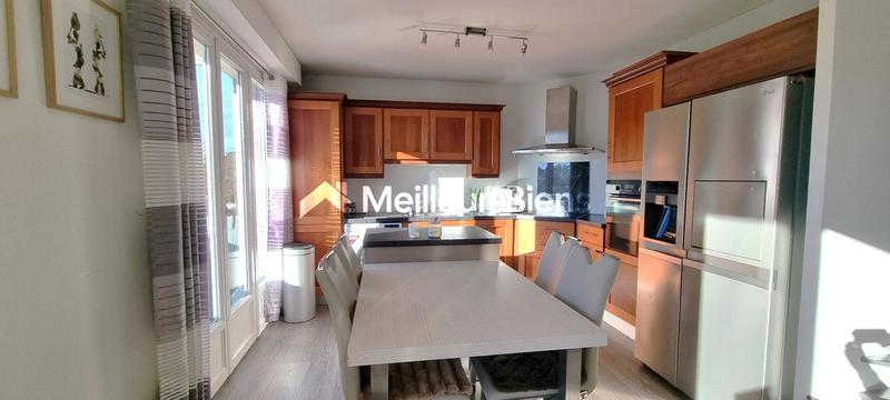 Appartement ancien - 66 m² - 3 pièces