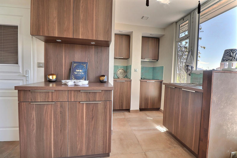 Appartement - 146 m² - 4 pièces