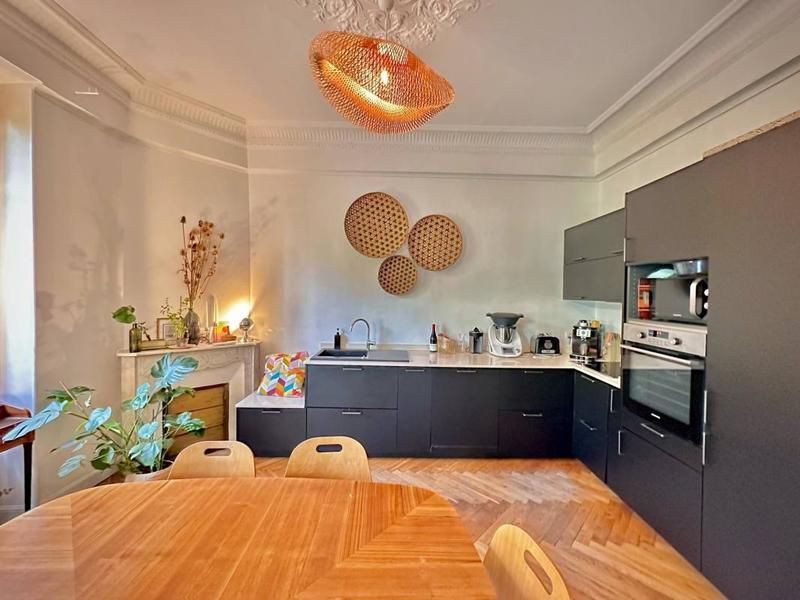 Appartement - 101 m² - 4 pièces