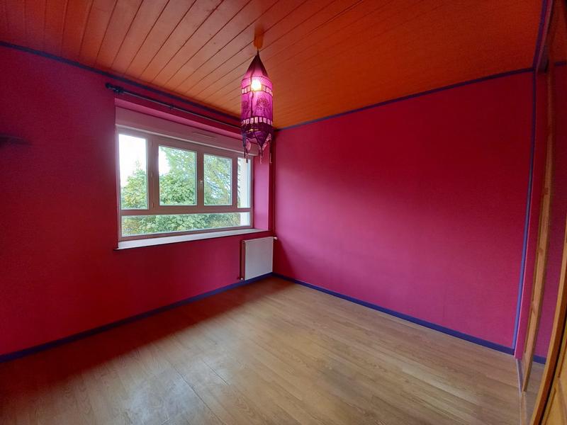 Maison traditionnelle - 215 m² - 8 pièces