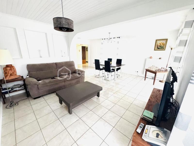 Villa - 90 m² - 4 pièces