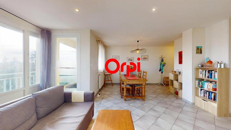 Appartement - 75 m² - 4 pièces