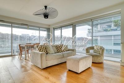 Appartement - 97 m² - 4 pièces