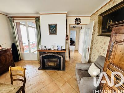 Maison - 102 m² - 4 pièces